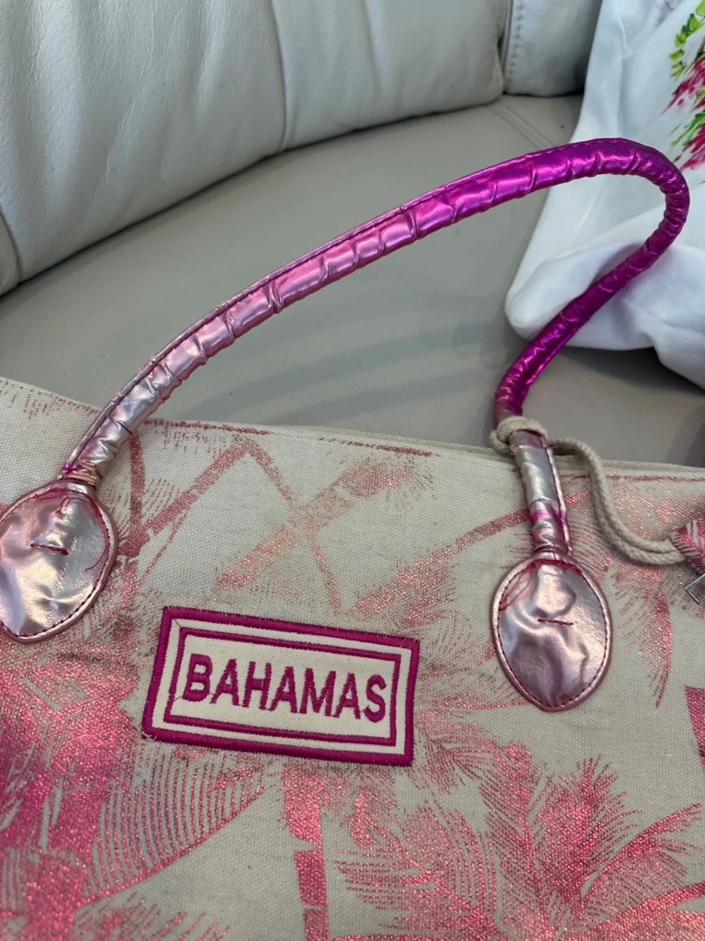 Bahamas Pink Palm-Print Tote Bag - Picture 6 of 7
